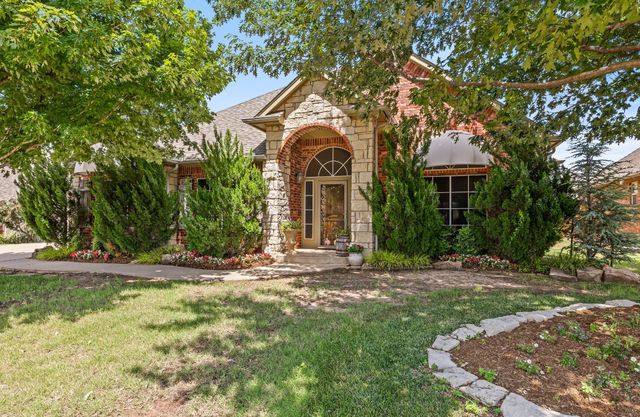 3604 Sagebrush Place, Yukon, OK 73099