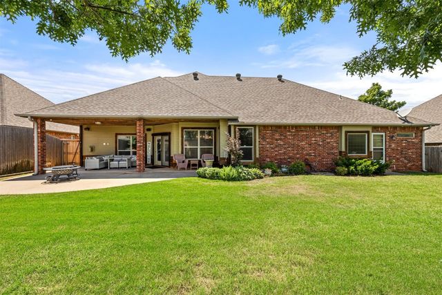 3604 Sagebrush Place, Yukon, OK 73099