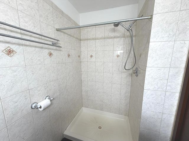 256 Shorewood Drive 2C, Glendale Heights, IL 60139