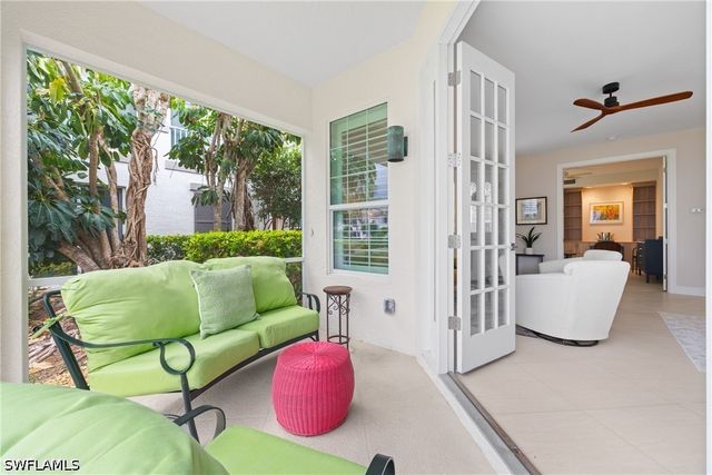 142 Colonade CIR 701, Naples, FL 34103