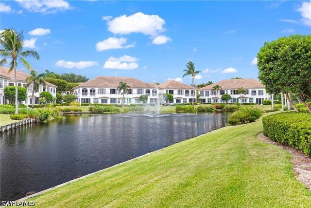 142 Colonade CIR 701, Naples, FL 34103