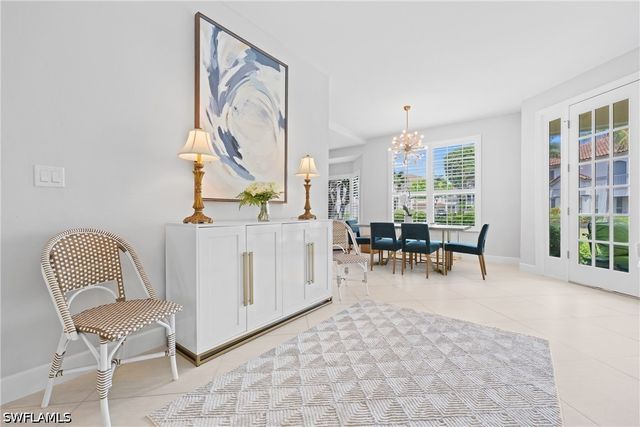 142 Colonade CIR 701, Naples, FL 34103