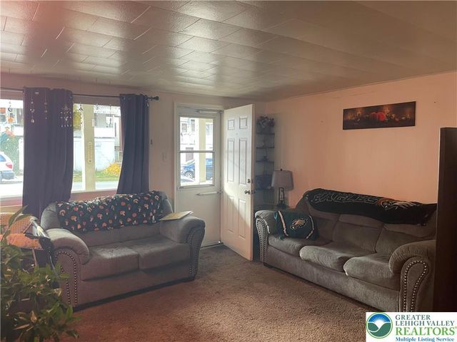 421 East Patterson Street, Lansford Boro, PA 18232