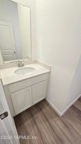 653 HOLLY LAKES Drive, Orange Park, FL 32073