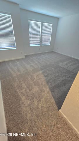 653 HOLLY LAKES Drive, Orange Park, FL 32073