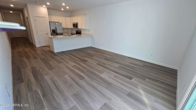 653 HOLLY LAKES Drive, Orange Park, FL 32073