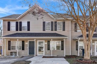 111 Croatan Court, Jacksonville, NC 28546