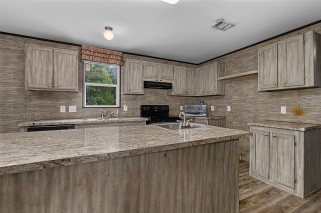 310 Merrill Lane, Benton, LA 71006