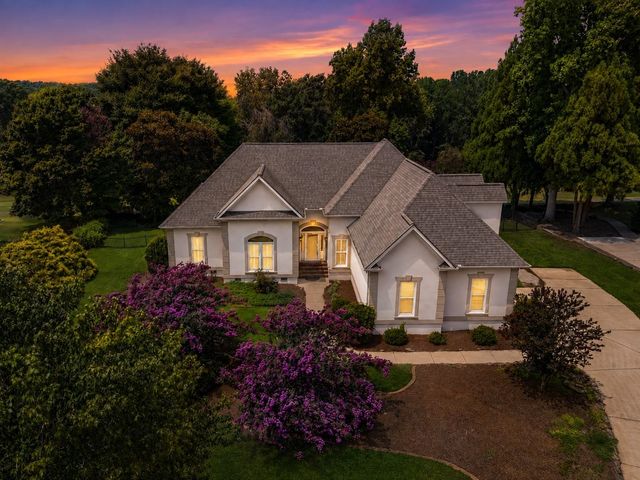 724 W Tara Lane, Duncan, SC 29334