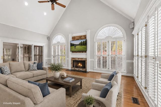 724 W Tara Lane, Duncan, SC 29334