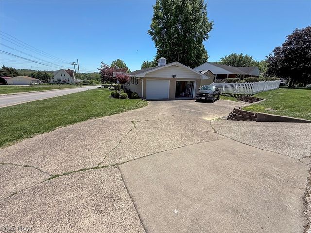 2100 Foley Avenue, Parkersburg, WV 26104