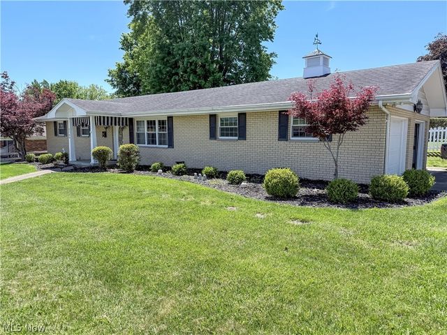 2100 Foley Avenue, Parkersburg, WV 26104