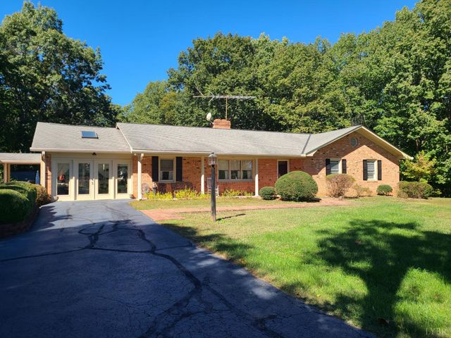 733 Morning Star Road, Appomattox, VA 24522