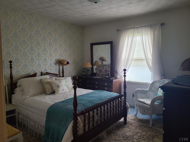 733 Morning Star Road, Appomattox, VA 24522