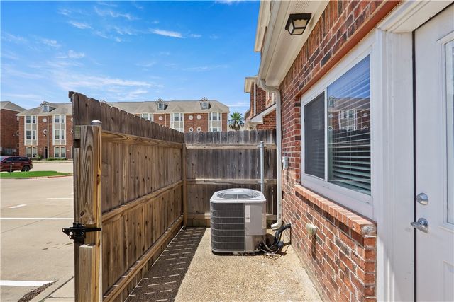 1198 Jones Butler Road 1308, College Station, TX 77840
