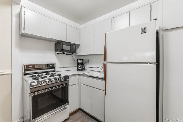 2221 Palmer Avenue 3P, New Rochelle, NY 10801