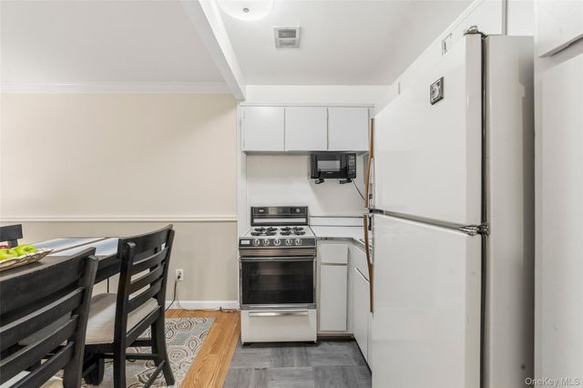 2221 Palmer Avenue 3P, New Rochelle, NY 10801