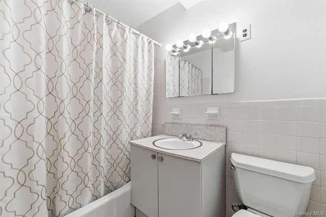2221 Palmer Avenue 3P, New Rochelle, NY 10801
