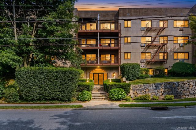 2221 Palmer Avenue 3P, New Rochelle, NY 10801