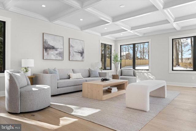 2577 WAYLAND RD, Berwyn, PA 19312