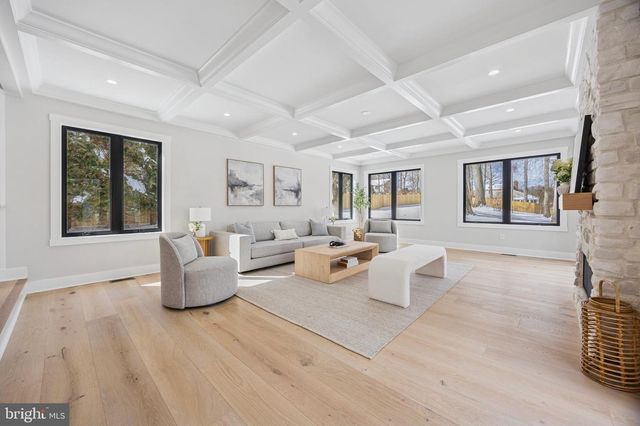 2577 WAYLAND RD, Berwyn, PA 19312