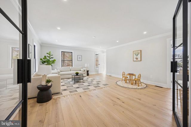 2577 WAYLAND RD, Berwyn, PA 19312