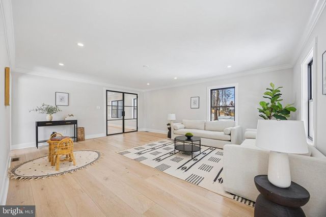 2577 WAYLAND RD, Berwyn, PA 19312