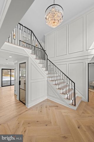 2577 WAYLAND RD, Berwyn, PA 19312