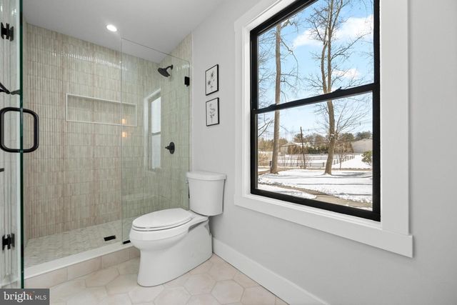 2577 WAYLAND RD, Berwyn, PA 19312