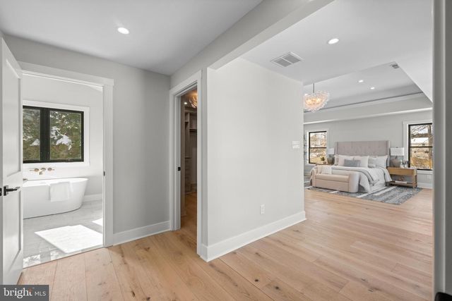 2577 WAYLAND RD, Berwyn, PA 19312