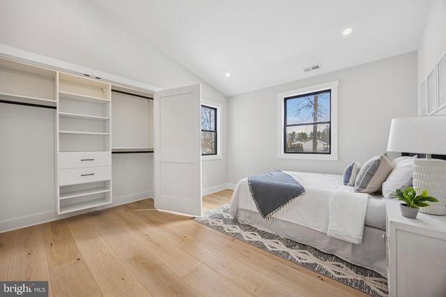 2577 WAYLAND RD, Berwyn, PA 19312