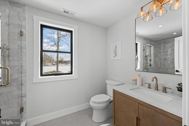 2577 WAYLAND RD, Berwyn, PA 19312