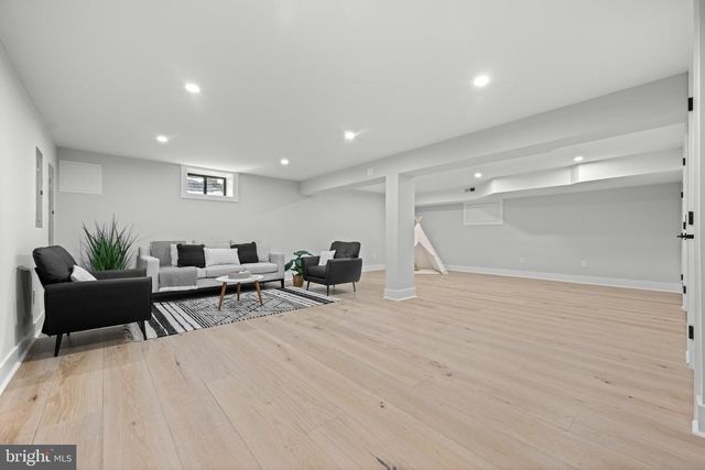 2577 WAYLAND RD, Berwyn, PA 19312