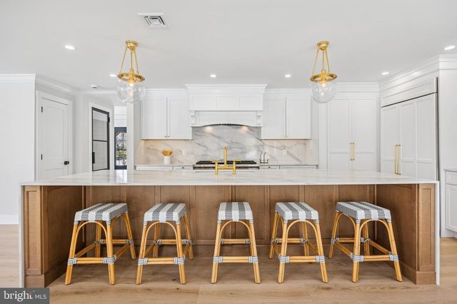 2577 WAYLAND RD, Berwyn, PA 19312