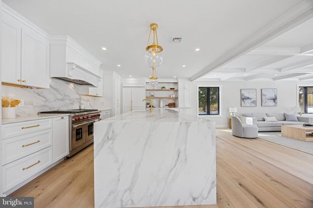 2577 WAYLAND RD, Berwyn, PA 19312