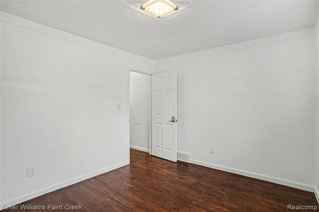 30016 Holly Court, Warren, MI 48092