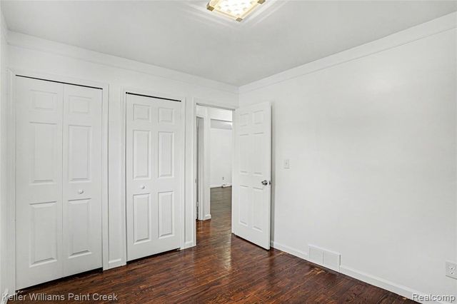 30016 Holly Court, Warren, MI 48092