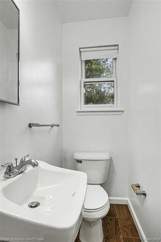 30016 Holly Court, Warren, MI 48092