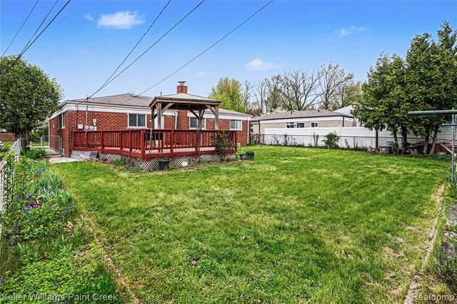 30016 Holly Court, Warren, MI 48092