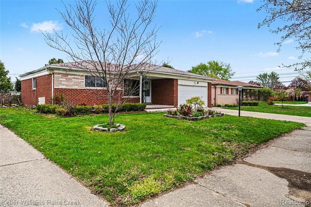 30016 Holly Court, Warren, MI 48092