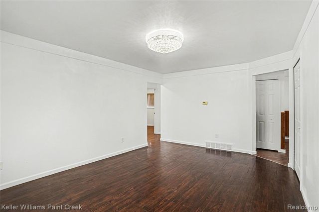 30016 Holly Court, Warren, MI 48092