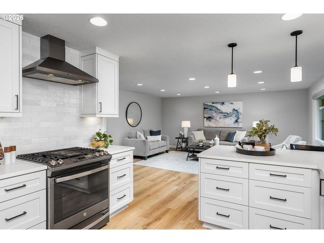 6015 Sw GLENBROOK Rd, Beaverton, OR 97007