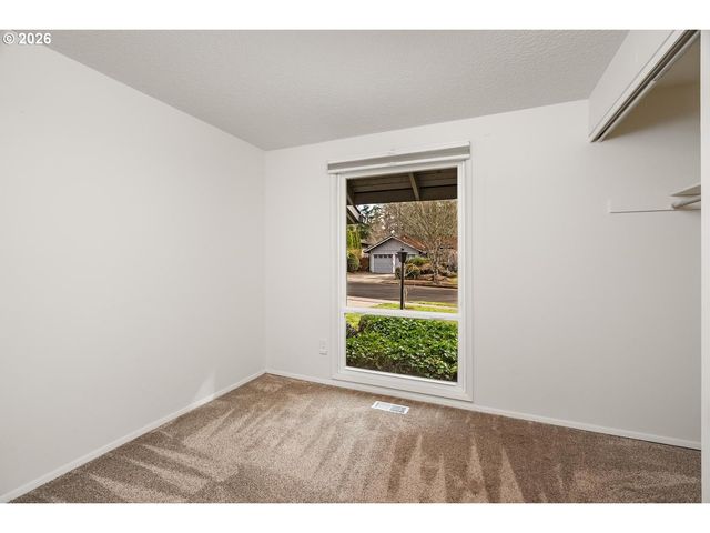 6015 Sw GLENBROOK Rd, Beaverton, OR 97007