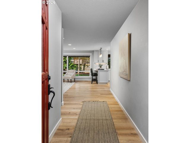 6015 Sw GLENBROOK Rd, Beaverton, OR 97007