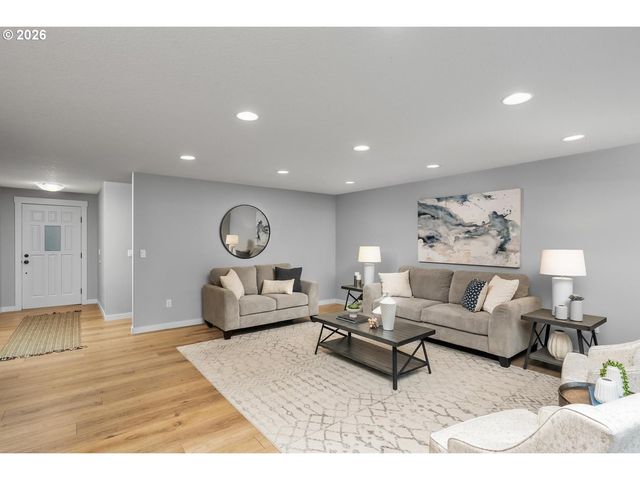 6015 Sw GLENBROOK Rd, Beaverton, OR 97007