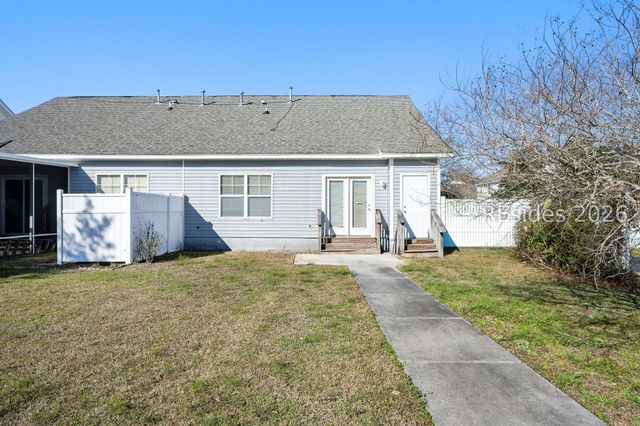 81 3rd Ave, Bluffton, SC 29910
