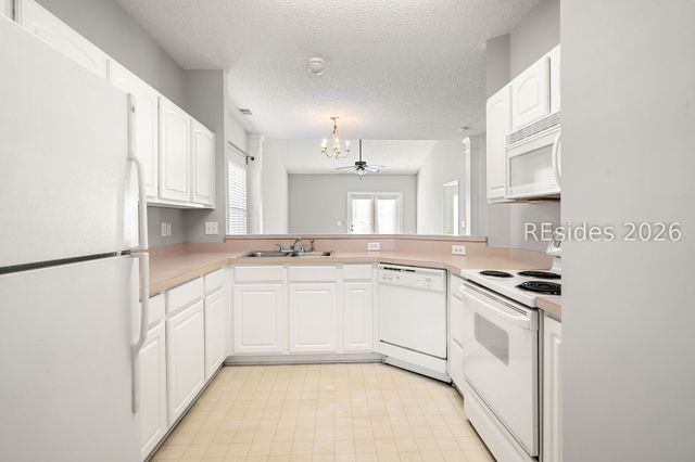 81 3rd Ave, Bluffton, SC 29910