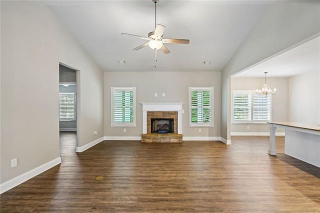 8851 St Andrews Parkway, Winston, GA 30187