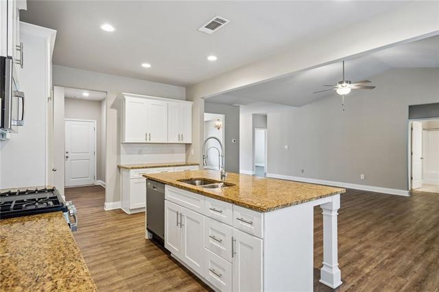 8851 St Andrews Parkway, Winston, GA 30187