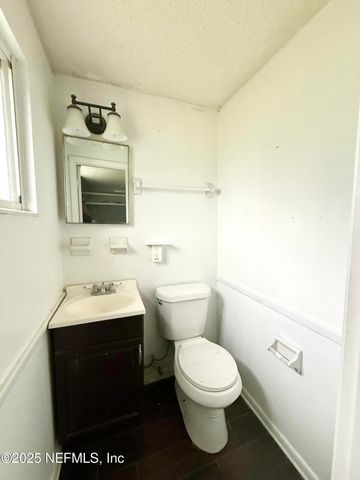 185 LESTER Drive, Orange Park, FL 32073